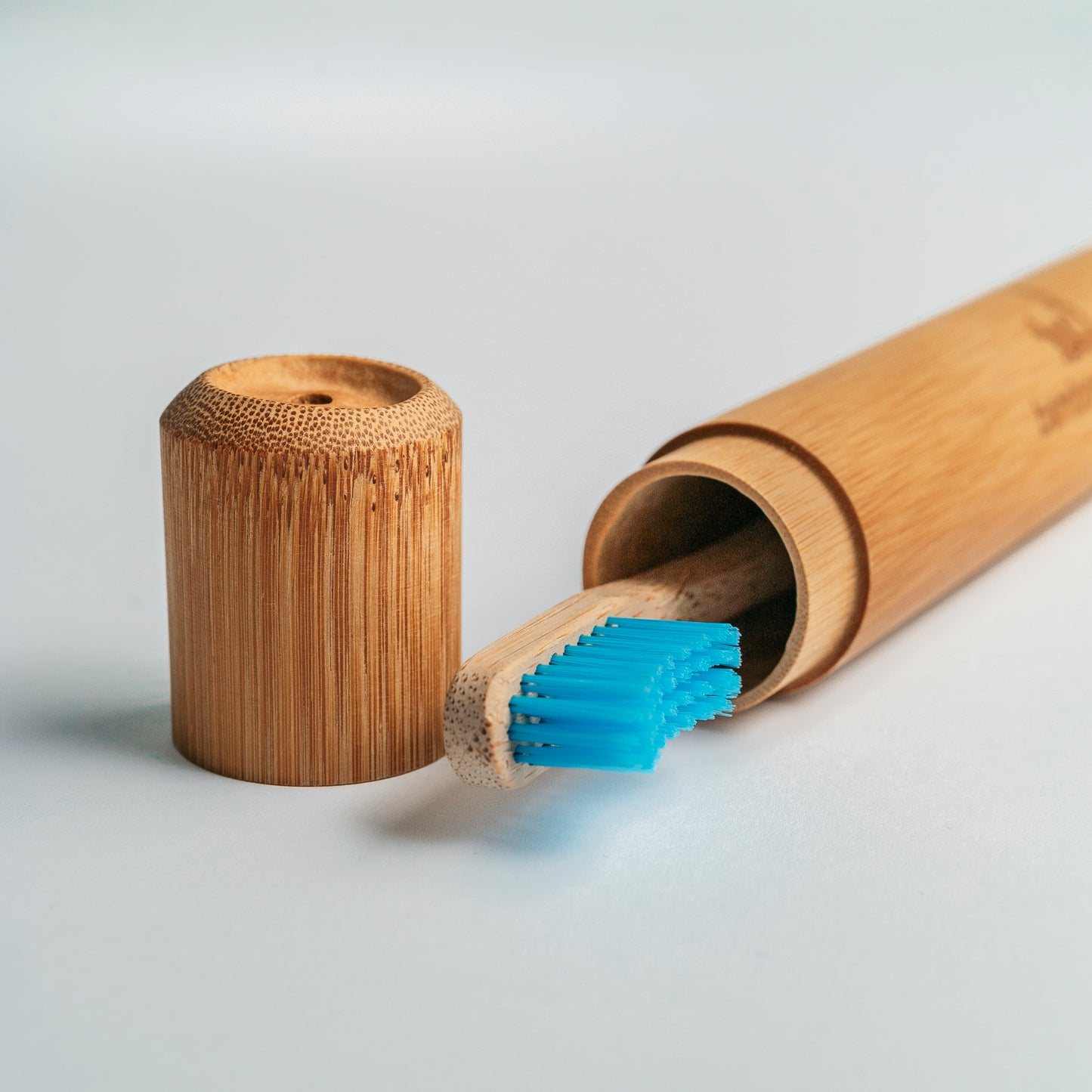 Travel box for toothbrush made of 100% bamboo